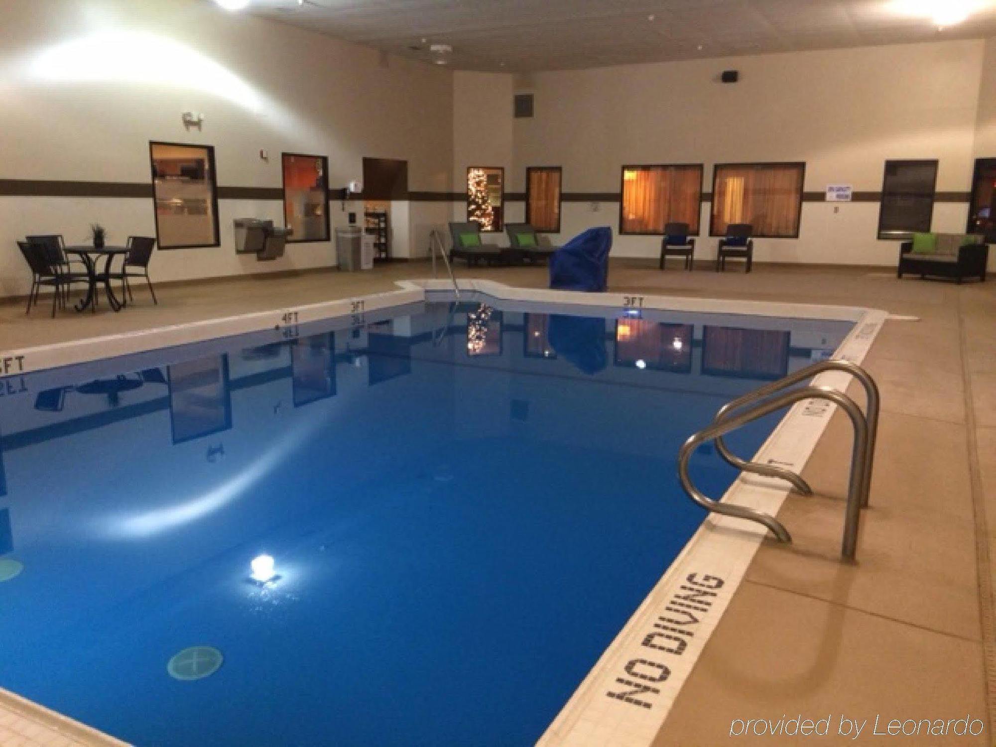 Hampton Inn Gaylord Exteriör bild